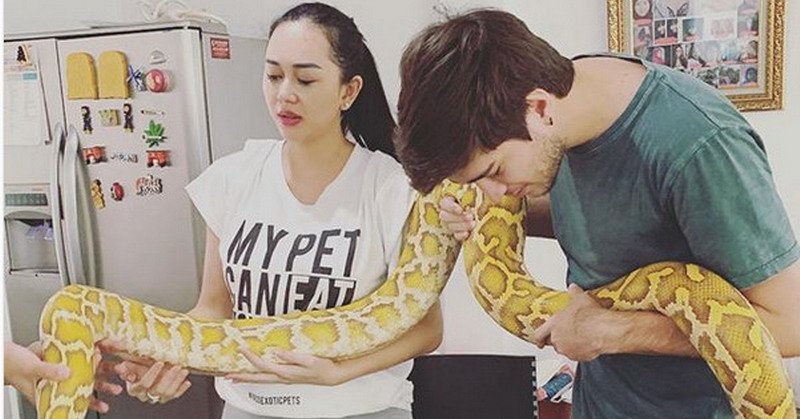  Ngeri, Aura Kasih Ngidam Main Ular